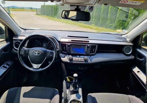 Toyota RAV4 cena 75800 przebieg: 111290, rok produkcji 2017 z Kielce małe 46